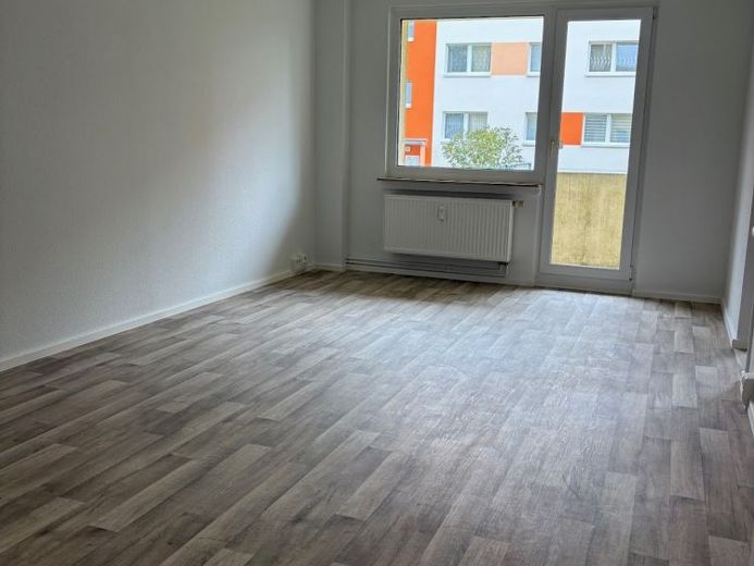 Im Herbst einziehen und 2 Mieten sparen – Foto 1