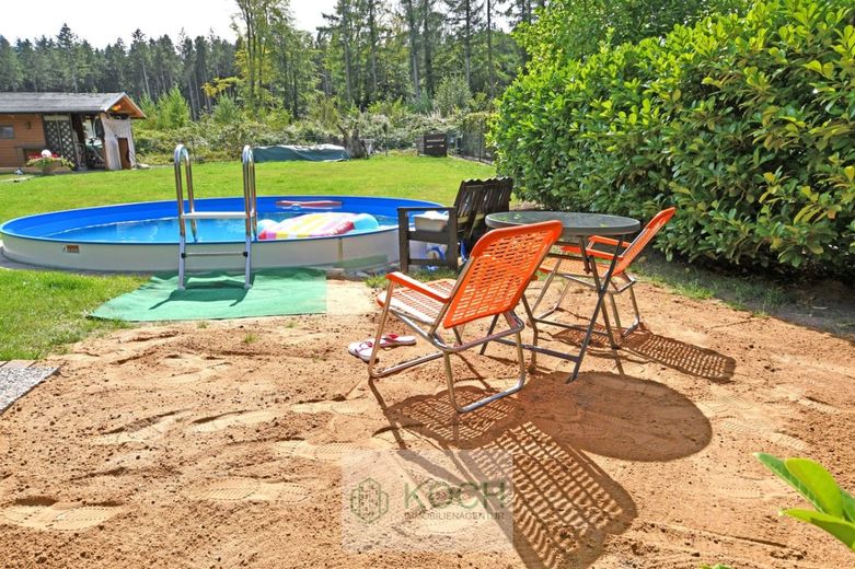 Wohn-/ Ferienhaus in absolut ruhiger Lage – Strand
