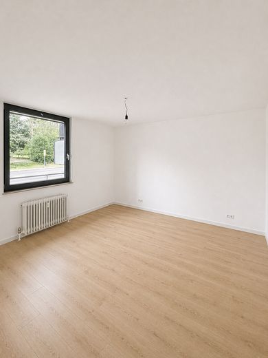 Première occupation après rénovation - appartement de 3 pièces au Schmölderpark – Schlafzimmer 1