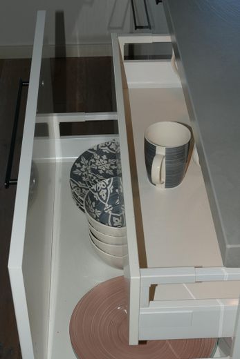 PROVISIONSFREI! Exklusives 4-Zimmer Penthouse in ruhiger Lage in Rosenheim Süd – Innenschubladen