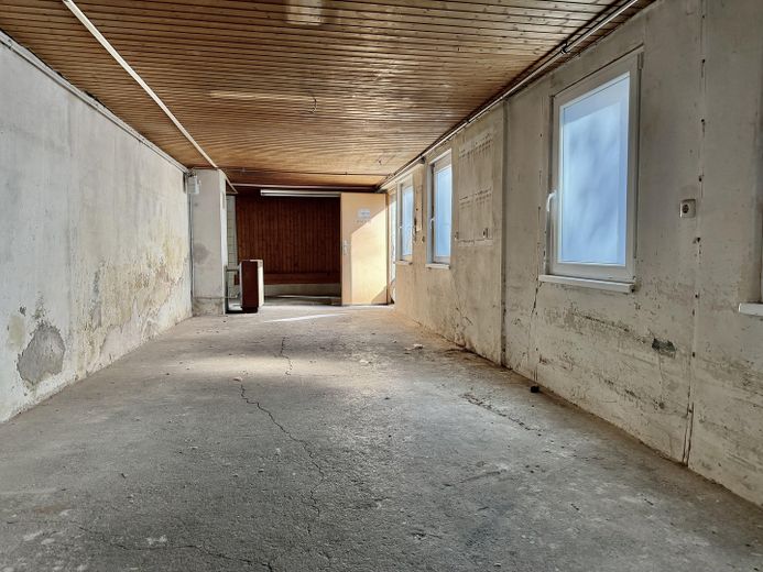 Attraktive Gewerbefläche in Bayreuth – große helle Fensterfront & separater Lagerraum – Foto 8
