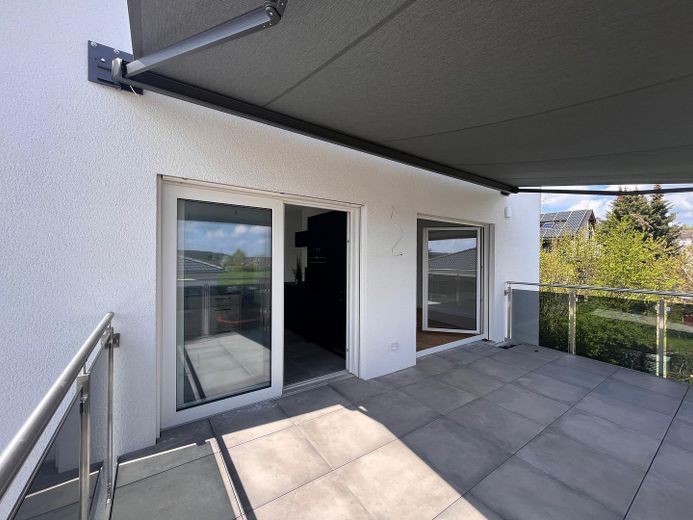 Exklusive 3,5 Zimmer Eigentumswohnung mit gehobener Ausstattung KfW-40-Plus nähe Brombachsee – Balkon