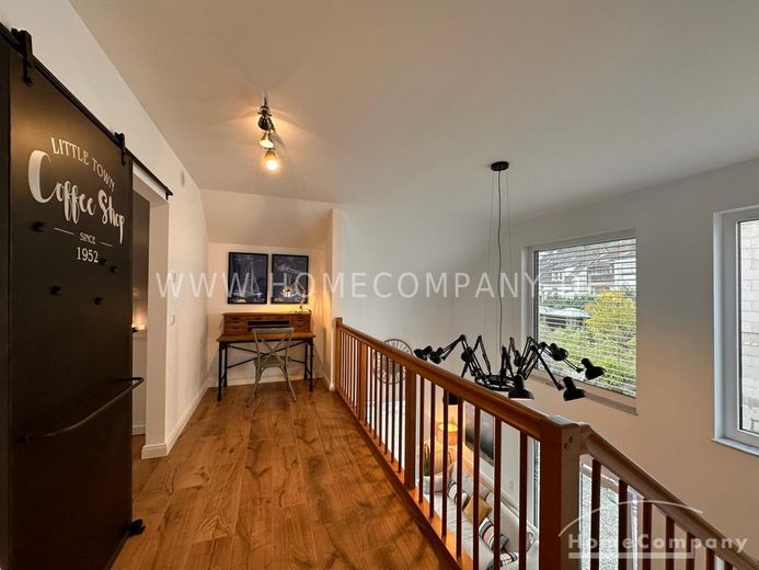 NEUBAU
 Helle und luftdurchflutete  Maisonette Wohnung mit Terrasse – 9c4d814ddae39f3767ed5cc7fb901c44e4d22651.jpg