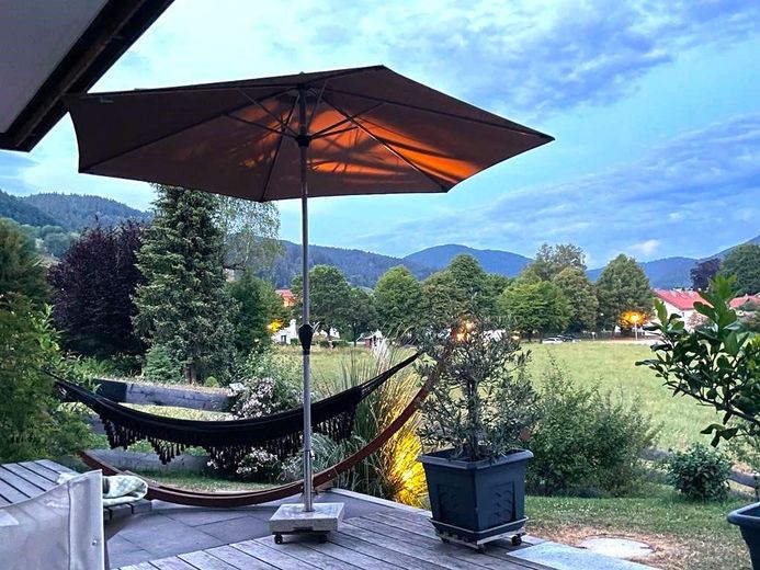 Abend-Dämmerung-Terrasse