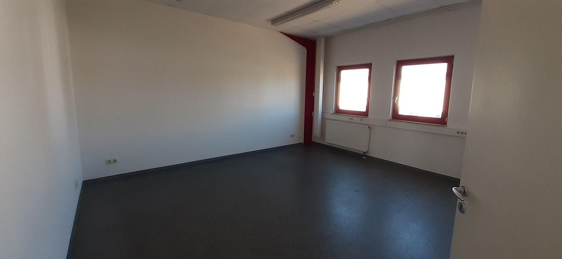 Besprechungzimmer etc. OG