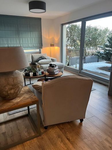 Casa unifamiliare ammodernata in posizione tranquilla e centrale a Timmendorfer Strand – Wohnzimmer