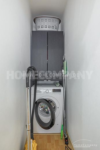 Modern möblierte 3-Zimmer-Wohnung mit Balkon in Freimann – 20db69059018ab0a1a6db39ca098cb05fc2a4235.jpg