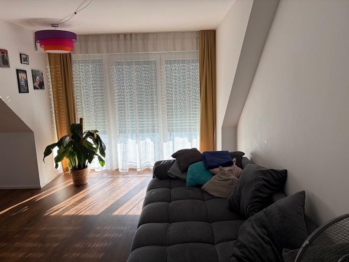 Appartement moderne de 3 pièces avec grande terrasse sur le toit – Photo 5