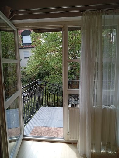 Чудова мебльована садова квартира, в центрі та в тихому місці, з великою часткою саду – Фотографія 6