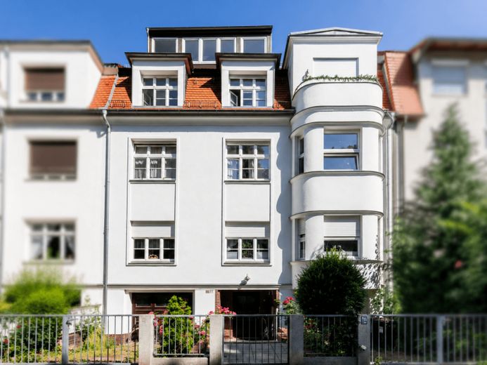 Repräsentatives Stadthaus am Rosental. Sofort einziehen, langfristig profitieren – Foto 1