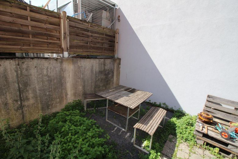 Frisch renovierte E.G Wohnung mit Balkon und Garten zur Mitnutzung – Foto 5
