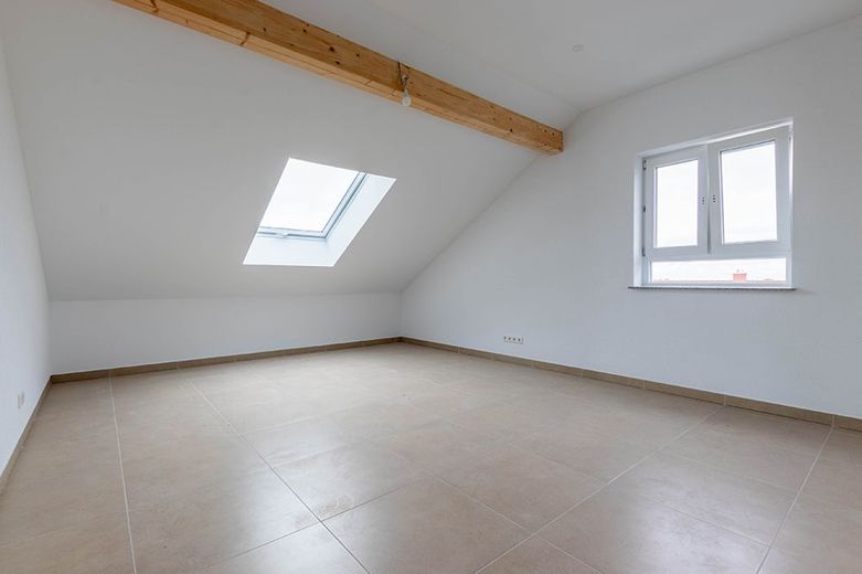 Charmante 4-Zimmer-Neubauwohnung (DG) in Höchst-Hummetroth – M739-2512-15