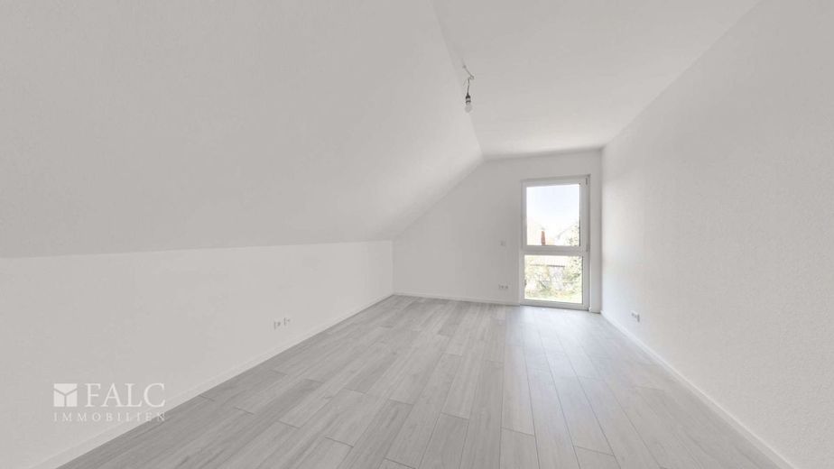 Großzügiger KfW-55-Neubau in begehrter Lage von Hochstadt (Pfalz) – Dachgeschoss
