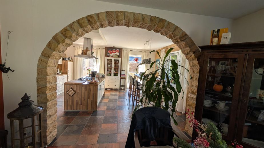 Freistehendes EFH mit Pool, Carport & ca. 1.000 m² Grundstück – provisionsfrei in Vechta – Blick von Wohnzimmer/Esszimmer