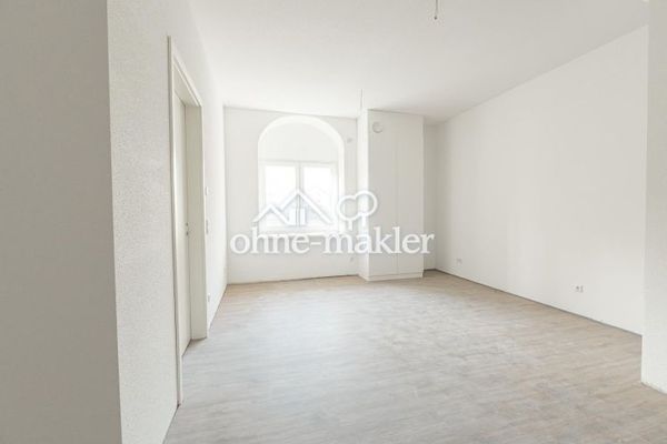Noch dieses Jahr neu durchstarten: Helle 2-Zimmer-Wohnung mit Balkon im Herzen von Walldürn