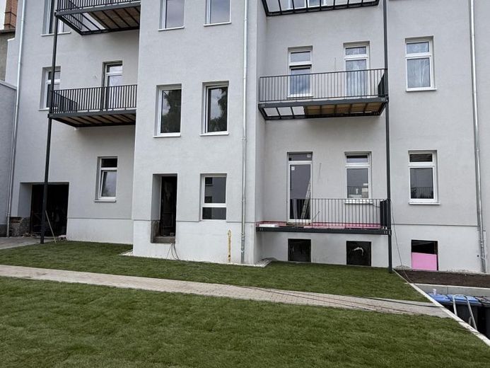 Exklusive Dachgeschosswohnung mit Balkon in aufwendig saniertem Gründerzeithaus – फोटो 1