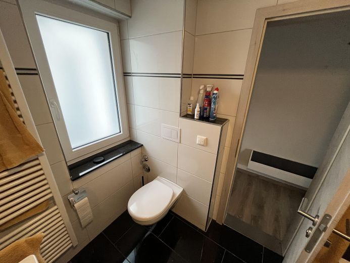 Appartamento di 3 locali a Großenseebach – Bad mit  WC
