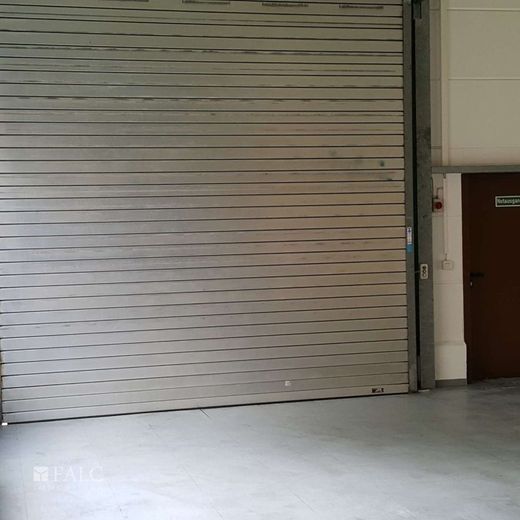 Traumrenditeobjekt mit Wandlungsmöglichkeiten – Lagerhalle
