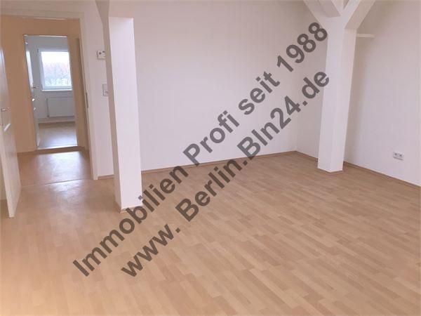 Dachgeschoss -Wohnung - Bruttokaltmiete – 11.2.15 018