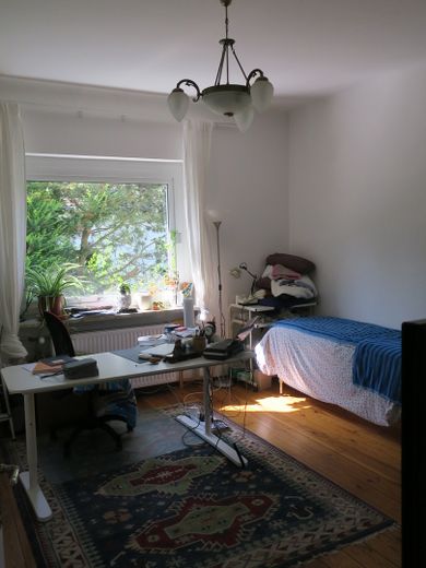 Verkaufe schönes Einfamilienhaus in Lichtenrade mit großem Garten von Privat ohne Makler – Esszimmer / Arbeitszimmer EG