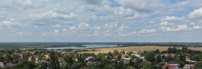 Bouwrijpe bouwgrond voor een eengezinswoning of twee-onder-een-kapwoning in Markkleeberg-Auenhain