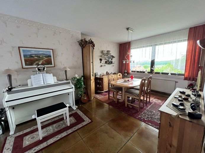 Wohnzimmer im EG