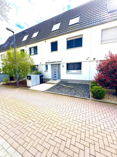 Casa familiare di 6 locali con cucina moderna – nessuna commissione d'agenzia – Foto 2