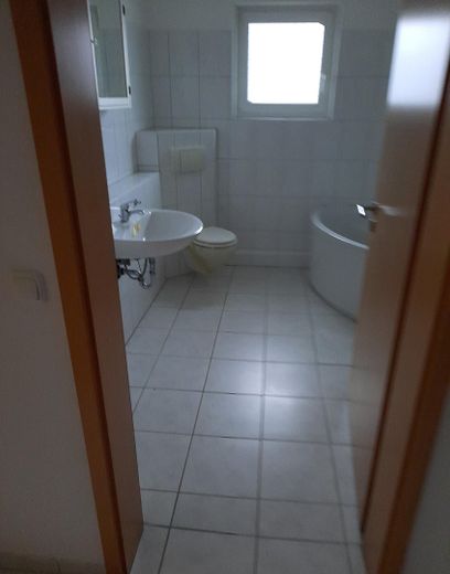 Bad mit Eckwanne im OG Haus 2