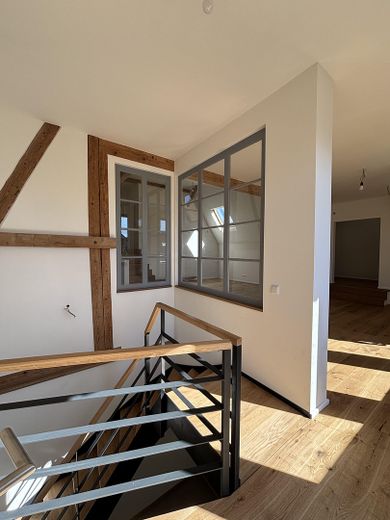 Loft exclusivo en un edificio histórico protegido - primera ocupación – Treppenaufgang