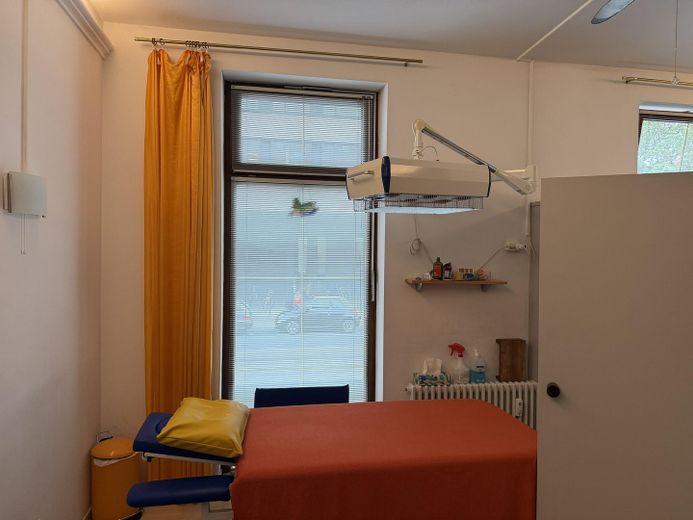 Spazio commerciale/studio/ufficio di rappresentanza a Bogenhausen – di fronte al Klinikum Rechts der Isar – Behandlung_1