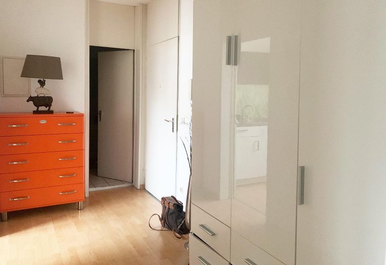 TOP location!!! very bright and modern (possibly furnished), directly by the city park with a large separate kitchen – Photo 2