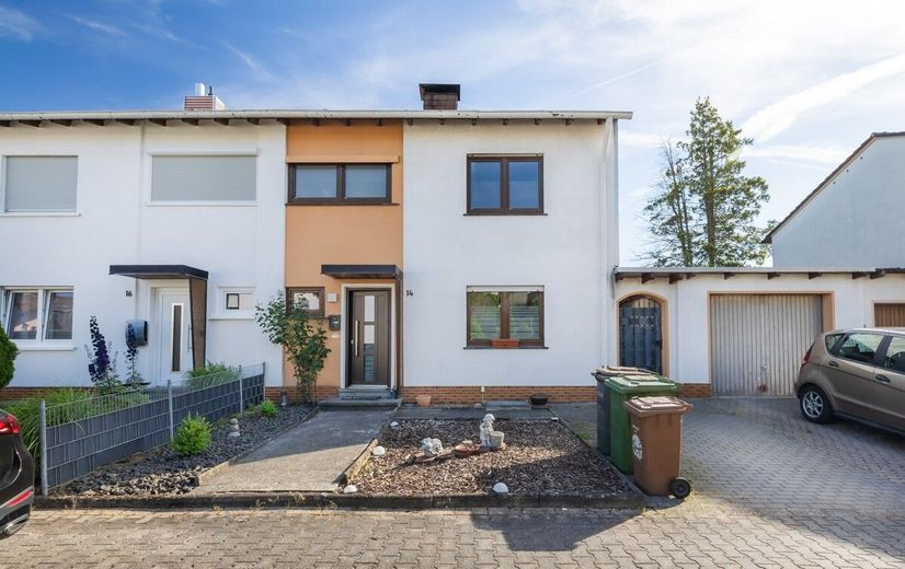 Doppelhaushälfte in Höhr-Grenzhausen - mit großer überdachter Terrasse, Garten und Garage – Doppelhaushälfte