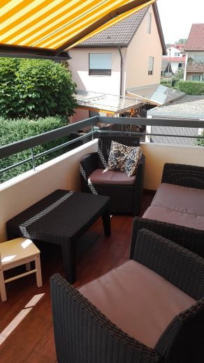 Balkon mit Markise