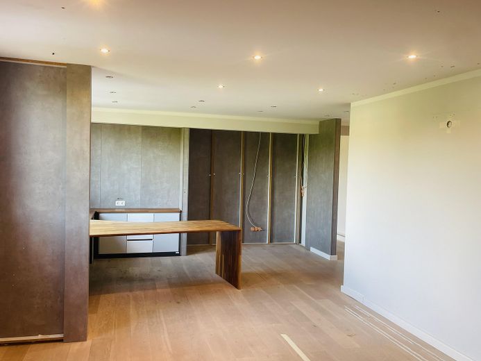 Freshly renovated! 885m² Elegant & Attractive commission-free commercial space in Winsen (Luhe) – Bürobereich OG für Verwaltung