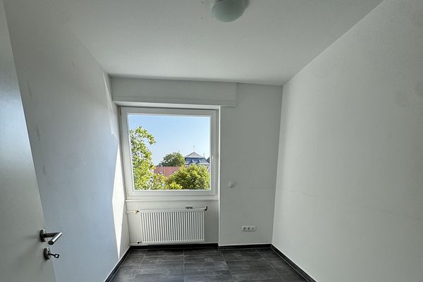 Apartamento de 3 habitaciones en estado casi nuevo con muchos aspectos destacados en Ilvesheim