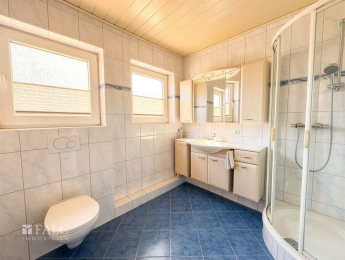 Willkommen Zuhause - top gepflegtes Reihenhaus in gefragter Lage von Stade – Bad OG