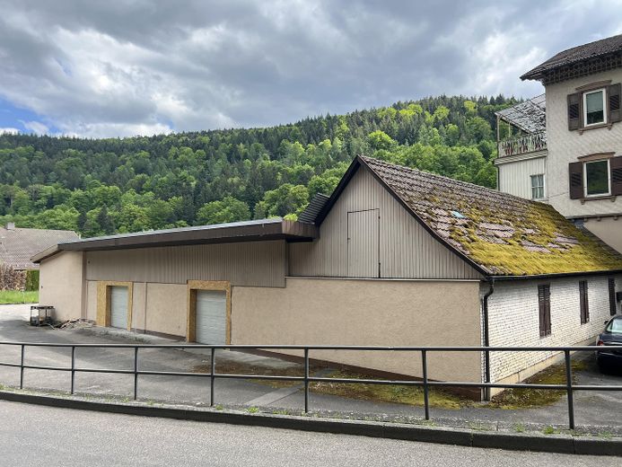 NEBEN DER BUNDESSTRASSE B294