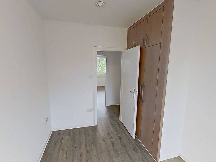 Ampio appartamento di 3 locali con BALCONE e molto comfort a Paderborn-Sennelager – Ansicht II: Schlafzimmer II