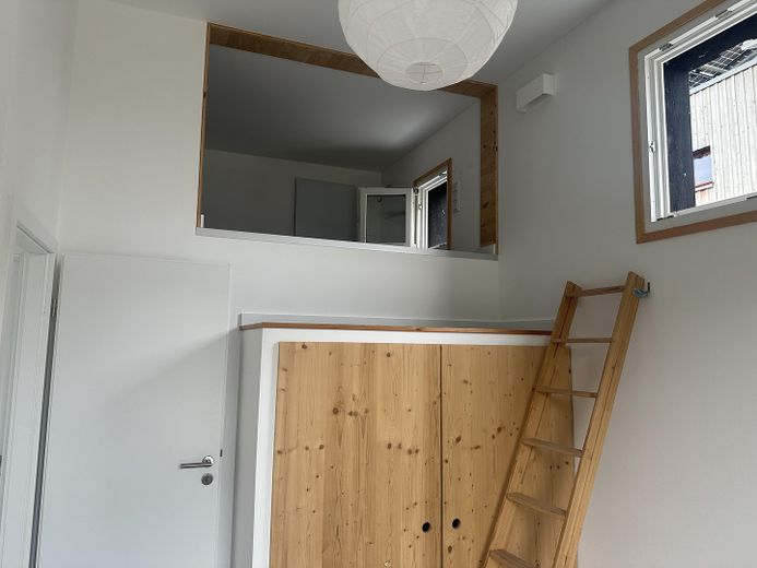 38 m² Modernes Tiny House Hannover (KfW 55) inkl. Rabatt – Zimmer 1 mit Empore