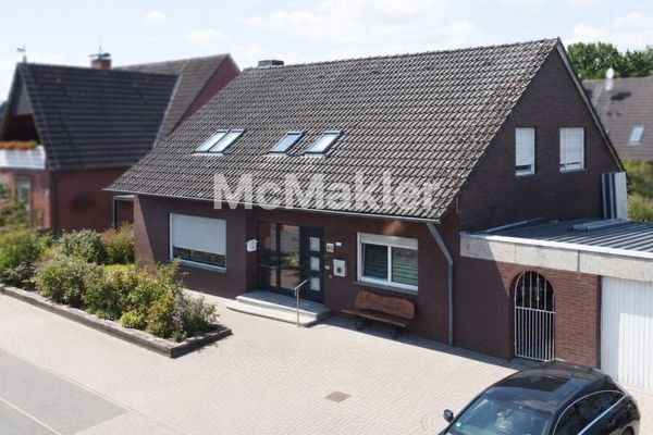 Ihr neues Zuhause in Greven-Reckenfeld: Zweifamilienhaus mit Garage, Garten und Mieteinnahmen