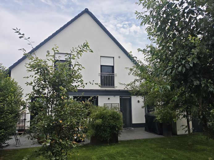 Einfamilienhaus Baujahr 2022 KFW55 – Foto 1