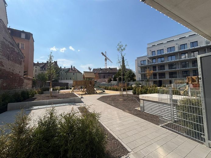 Appartamenti di nuova costruzione esclusivi in Schweinauer Hauptstraße – con cucina componibile e posto auto WE07 – Außenansicht 2
