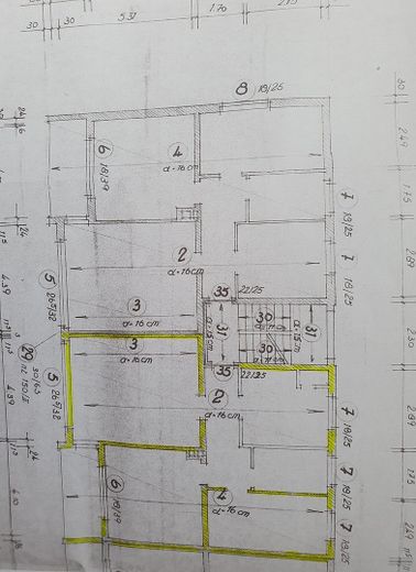 Hermoso y tranquilo piso de 3 habitaciones con balcón en Afferde – Grundriss in gelb
