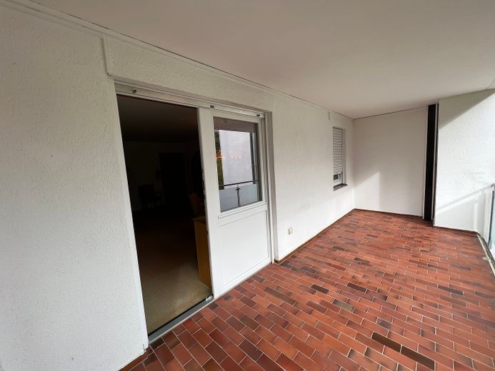 Geothermie - Pullach - helle, große Wohnung auf parkähnlichem Grundstück – Loggia