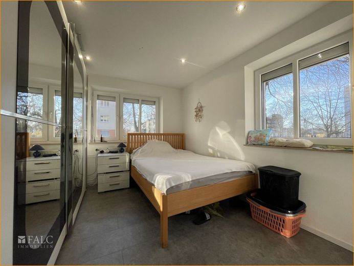 Schlafzimmer 1