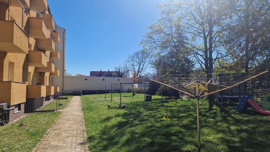 3ZKB in Leipzig Stötteritz mit Blick auf das Völkerschlachtdenkmal – Rückansicht