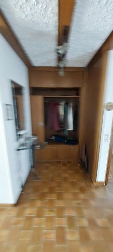 Garderobe EG