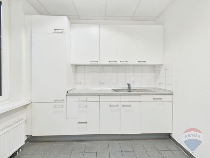 Provisionsfrei für Mieter! -Moderne Bürofläche- hell und barrierefrei – Küche