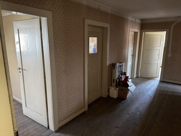 Dachgeschoss-Rohling (ca. 79 m²) zum Selbstausbau in der Südweststadt / + Ausbauoption im Dachspitz – Flur
