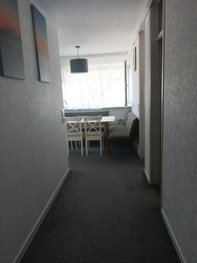 Affascinante appartamento di 3,5 locali in complesso residenziale adatto alle famiglie – Foto 4